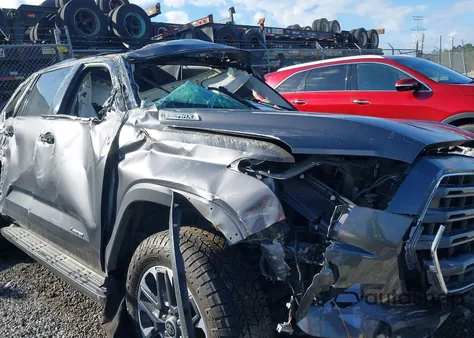 2023 Toyota Sequoia Limited z USA, uszkodzony, nr VIN 7SVAAAAA9PX001055